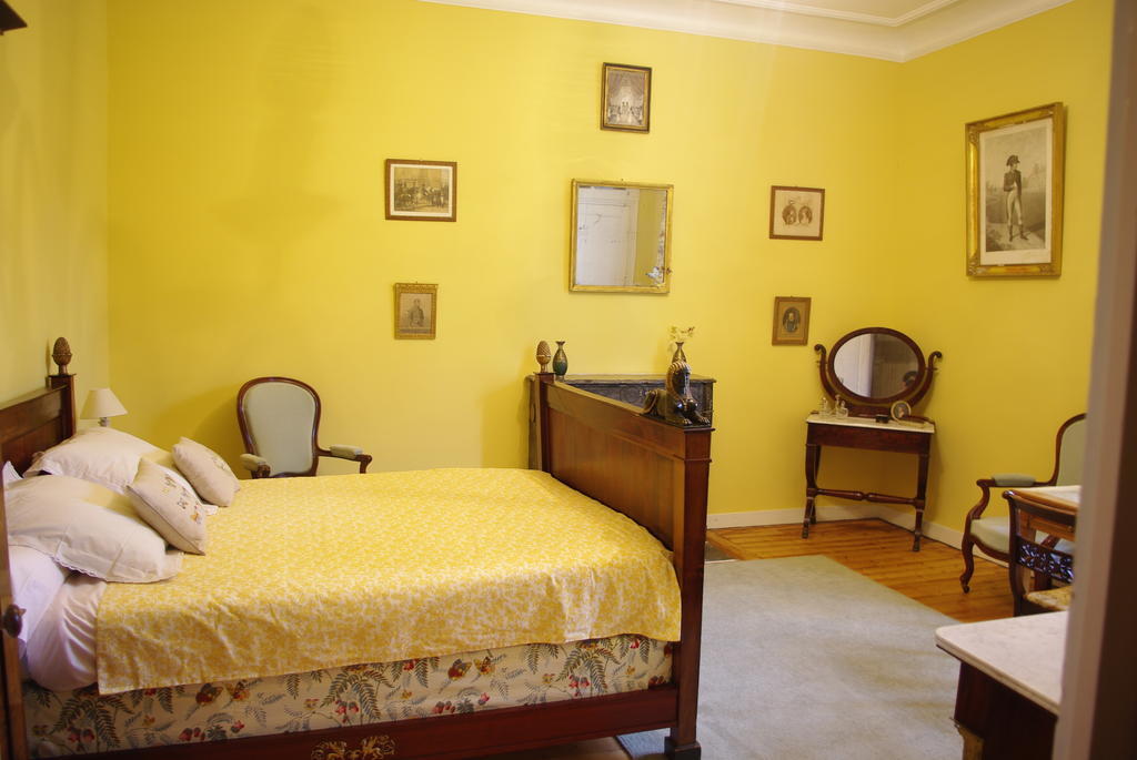 Le Rossay Hotel Saint-Clement-de-la-Place Bilik gambar