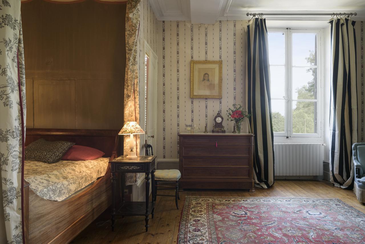 Le Rossay Hotel Saint-Clement-de-la-Place Luaran gambar